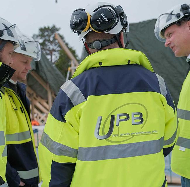 <span>Elektriker som samarbetar med Upplands Projektbygg</span>